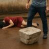 Homem é preso após agredir companheira com concreto em Unaí