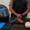 PM apreende arma e cocaína após flagrar motociclista em Unaí